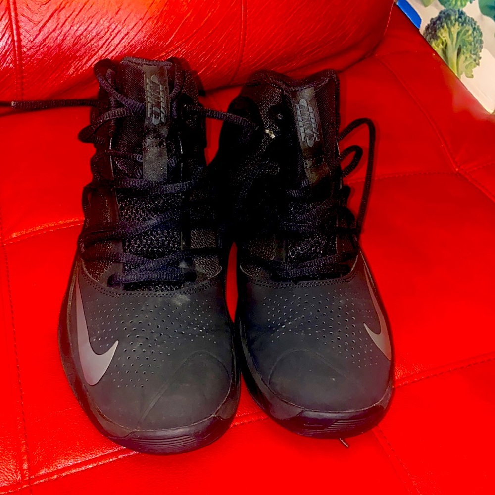 Men’s Black Nike. Size 8.5.